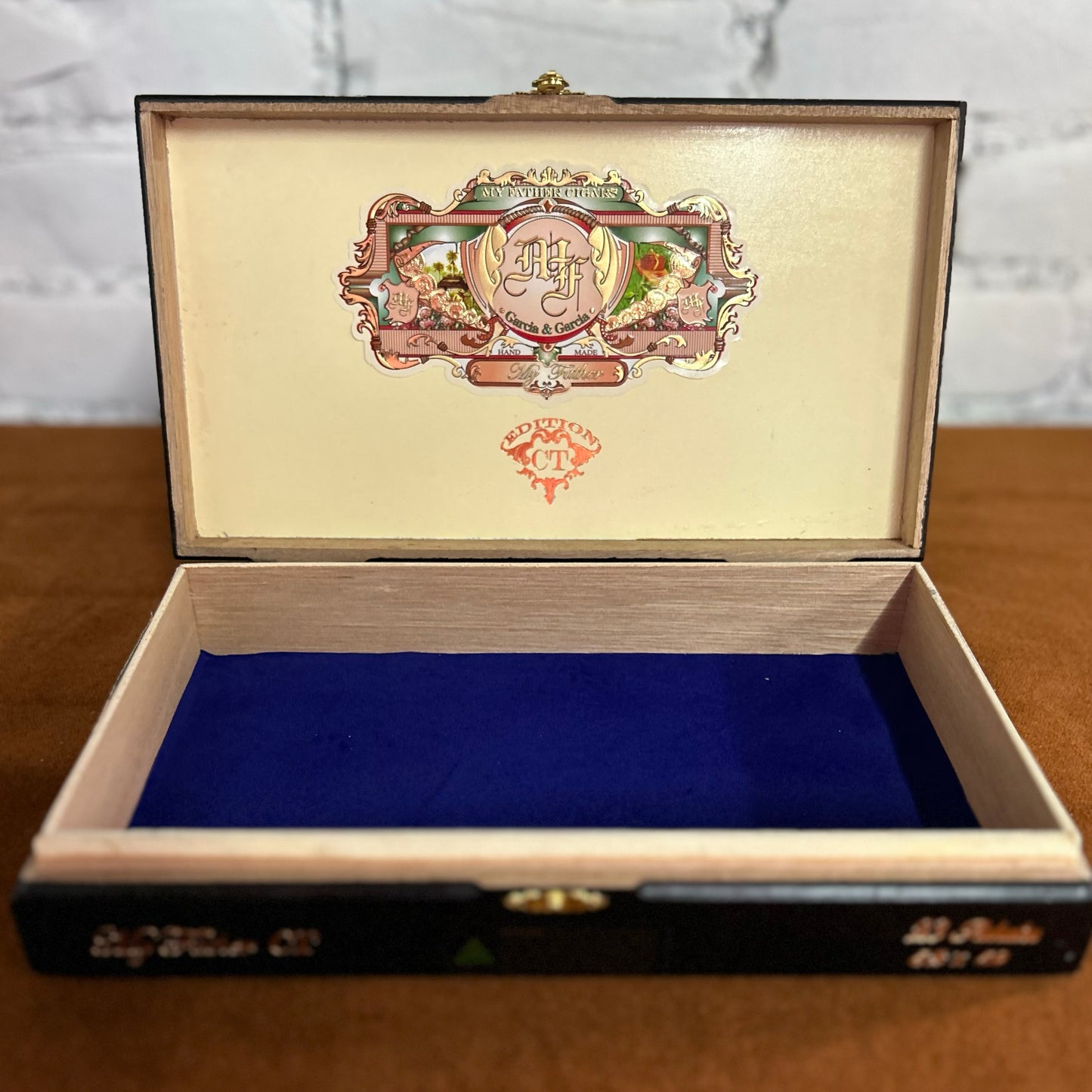 Sugarloaf Cigar Box