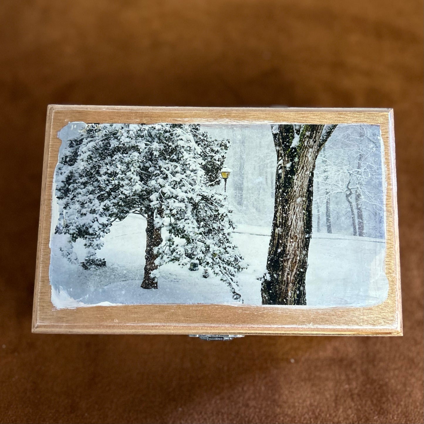 Snowy Day Cigar Box